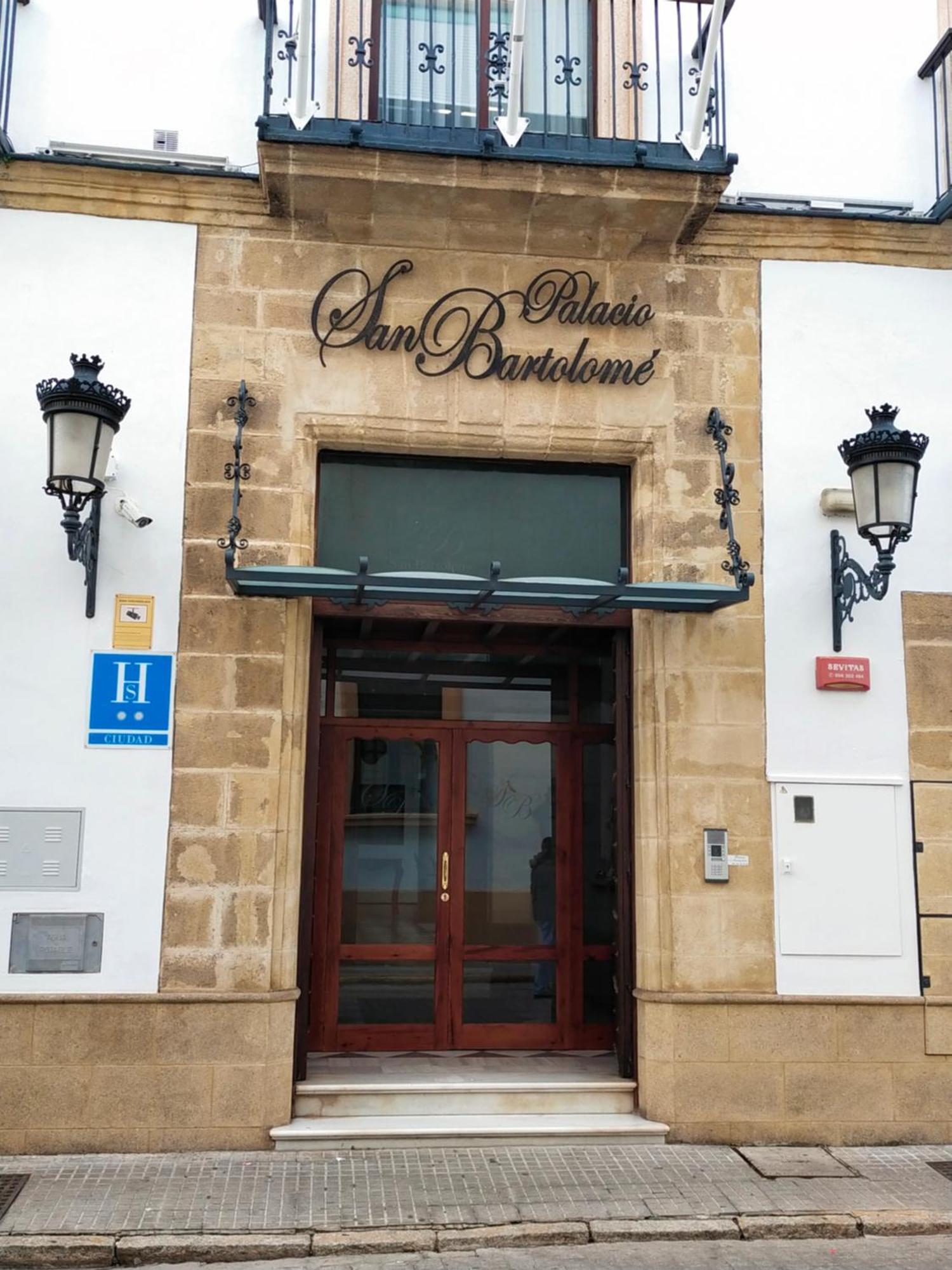 Palacio San Bartolomé El Puerto de Santa María Exterior foto