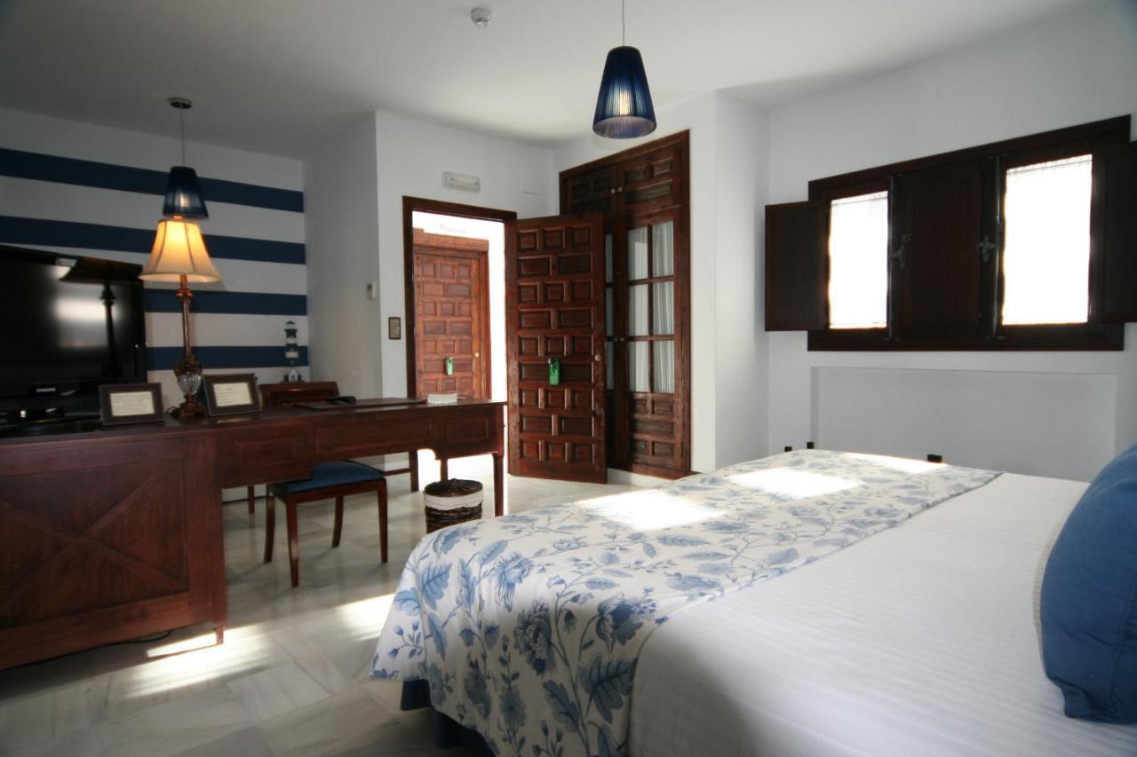 Palacio San Bartolomé El Puerto de Santa María Habitación foto